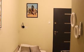 Little Zrin Rooms